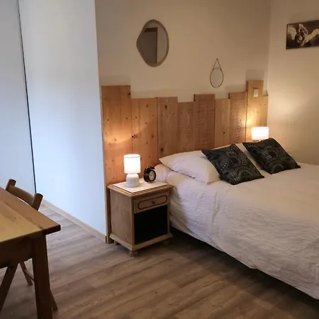 Le Refuge Des Sapins *