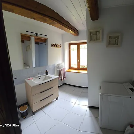 Le Refuge Des Sapins Ferienhaus *