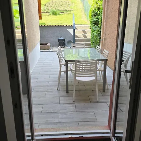 Le Refuge Des Sapins