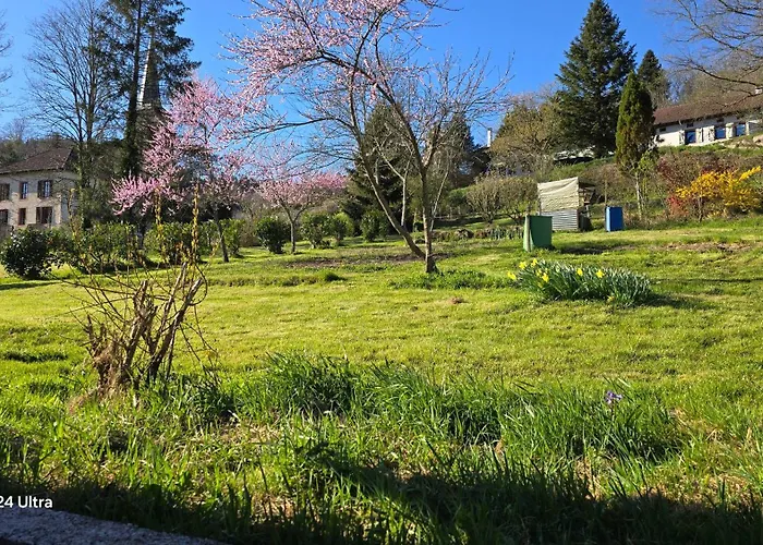 Le Refuge Des Sapins